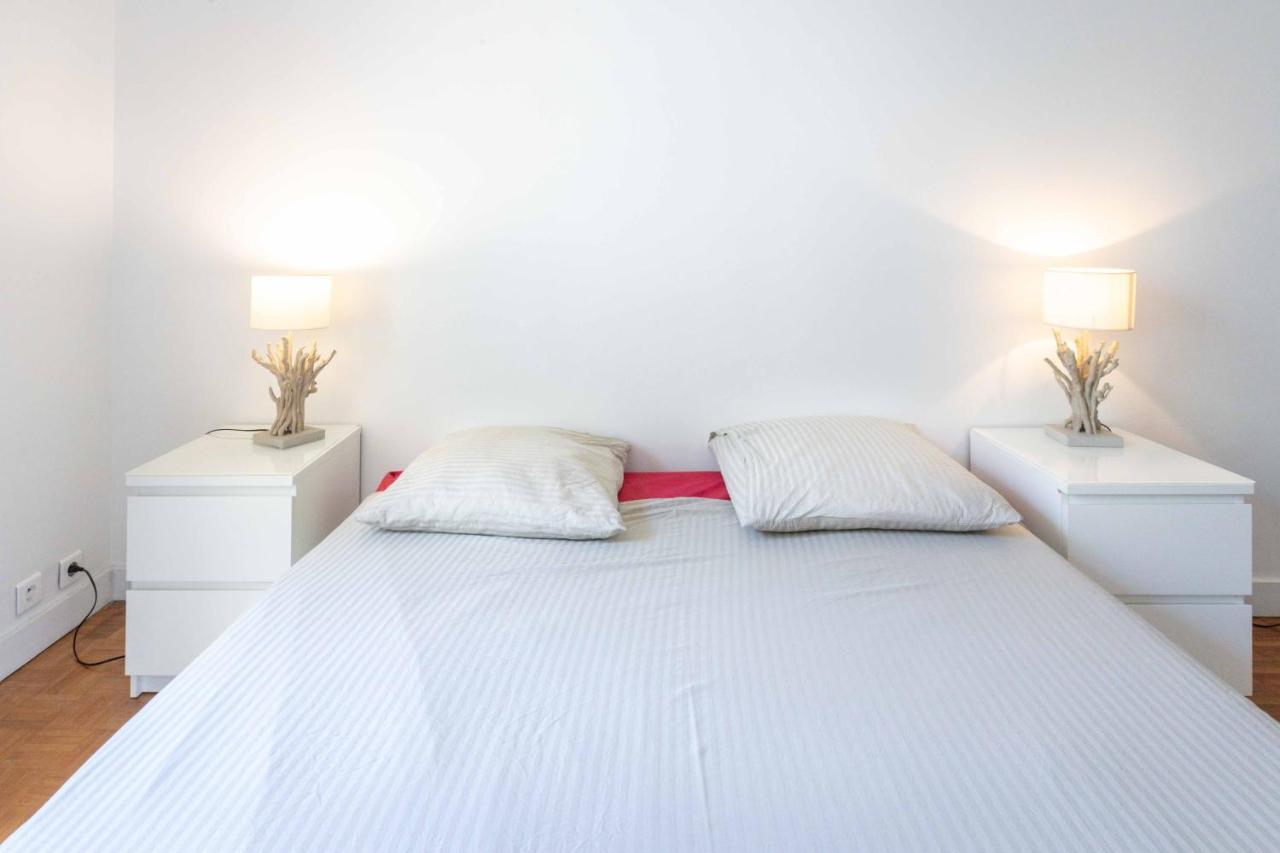 Paris City - Spacious 3 Rooms Flat For Families - 3 Minutes From Metro Station Exterior foto