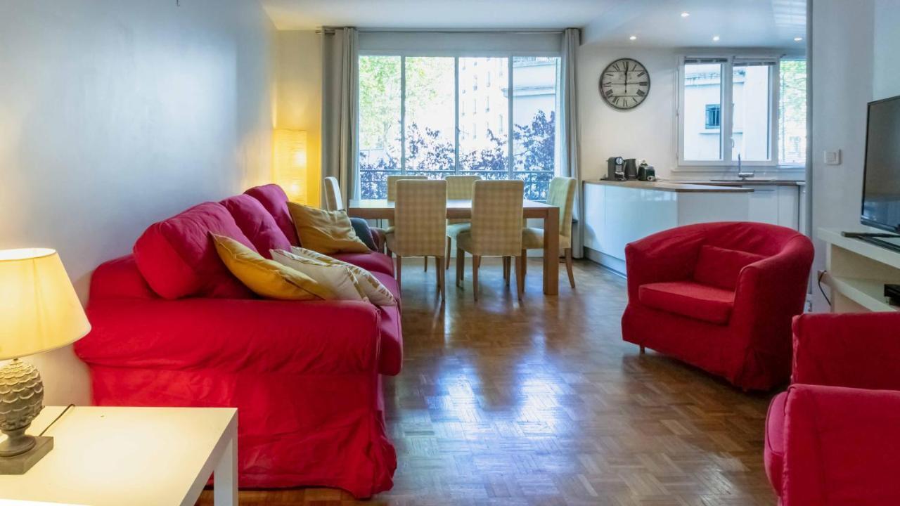 Paris City - Spacious 3 Rooms Flat For Families - 3 Minutes From Metro Station Exterior foto